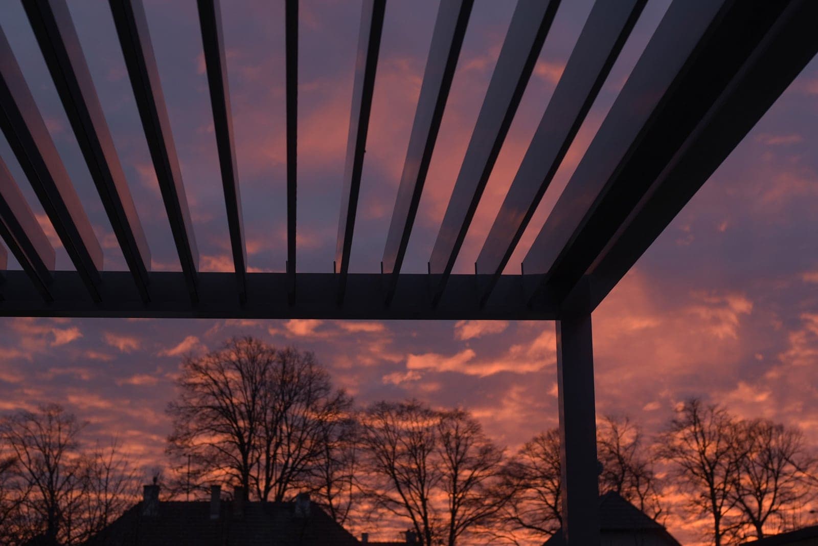 alumínium bioklimatikus pergola